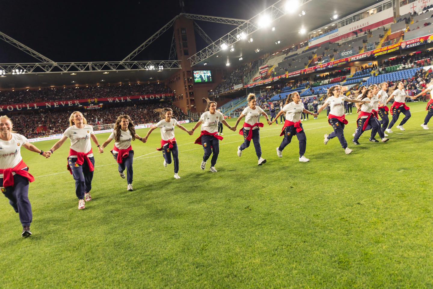 Genoa women festa promozione Serie A