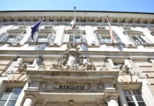 Sit-in a Palazzo Tursi per chiedere introduzione di standing zone nel nuovo Ferraris