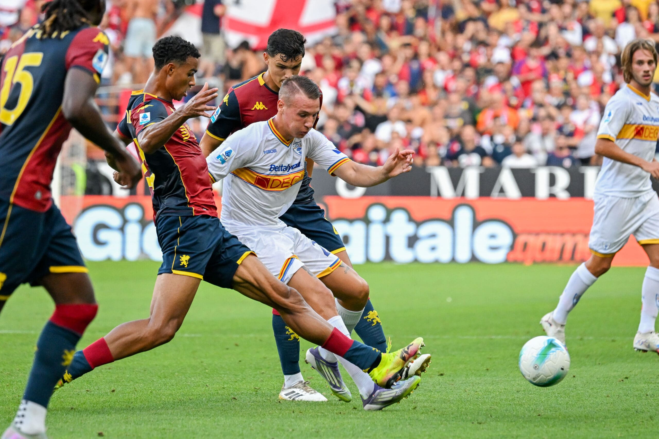 Genoa Lecce Marcandalli