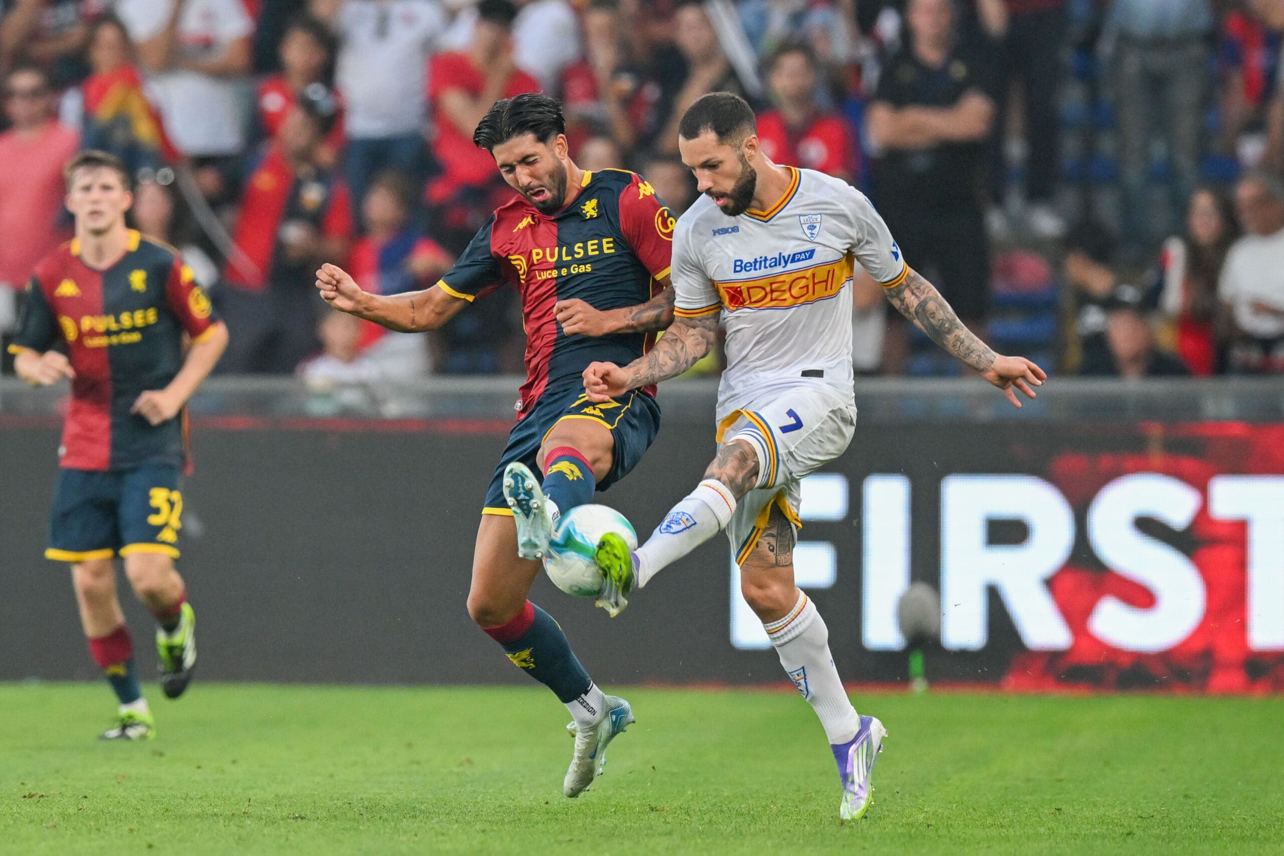 Genoa Lecce Ellertsson