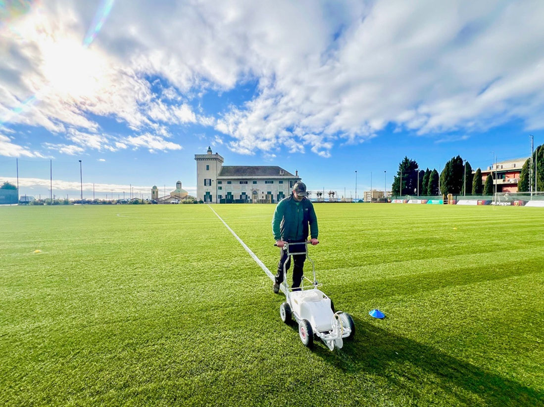 genoa allenamento signorini campo erba