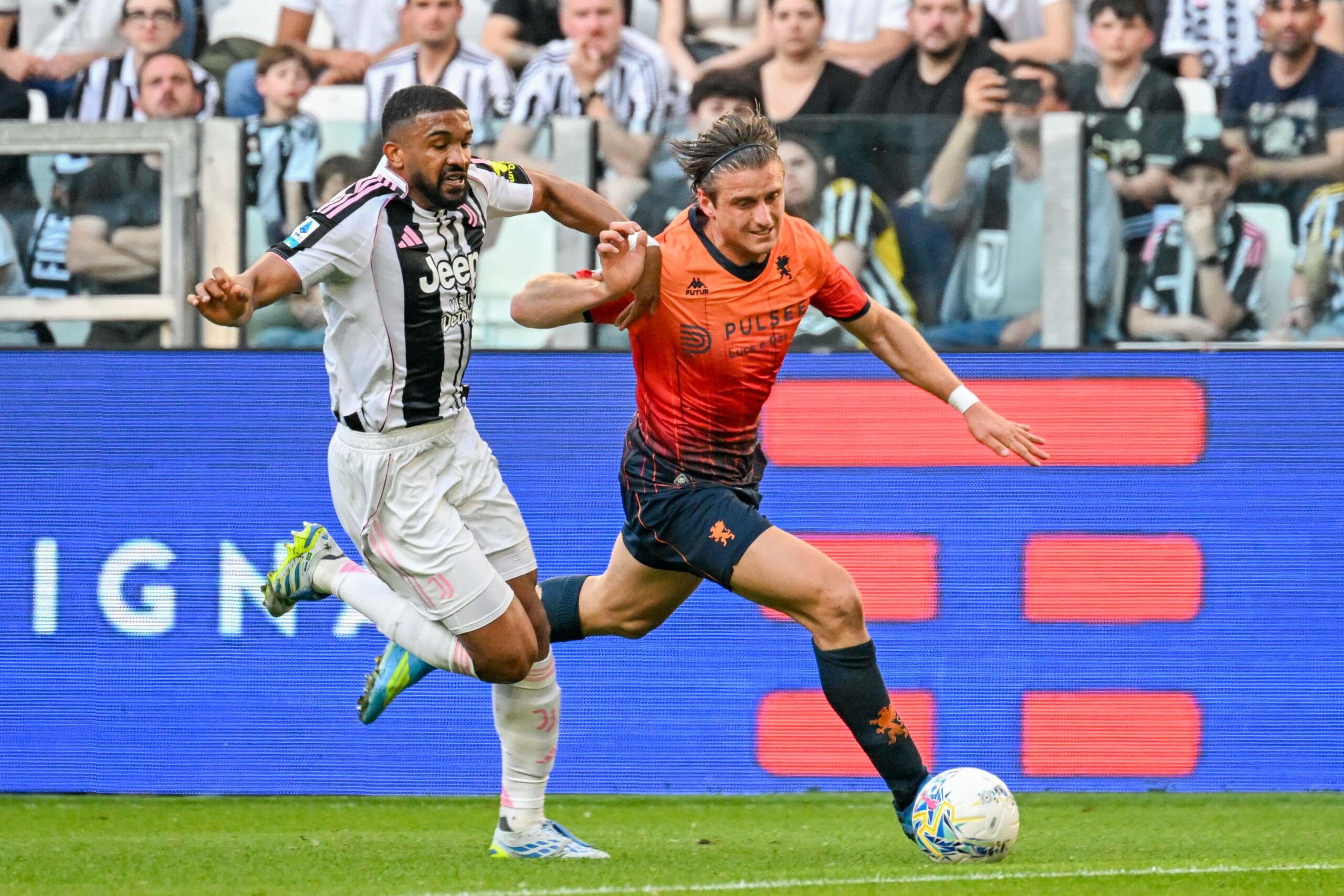 Juventus Genoa Bremer Colombo