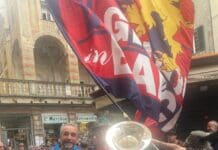 Genoa Club Valnure | Il Presidente Sartori suona in Piazza Banchi con la fanfara sezionale di Piacenza. E spunta l’inno rossoblù