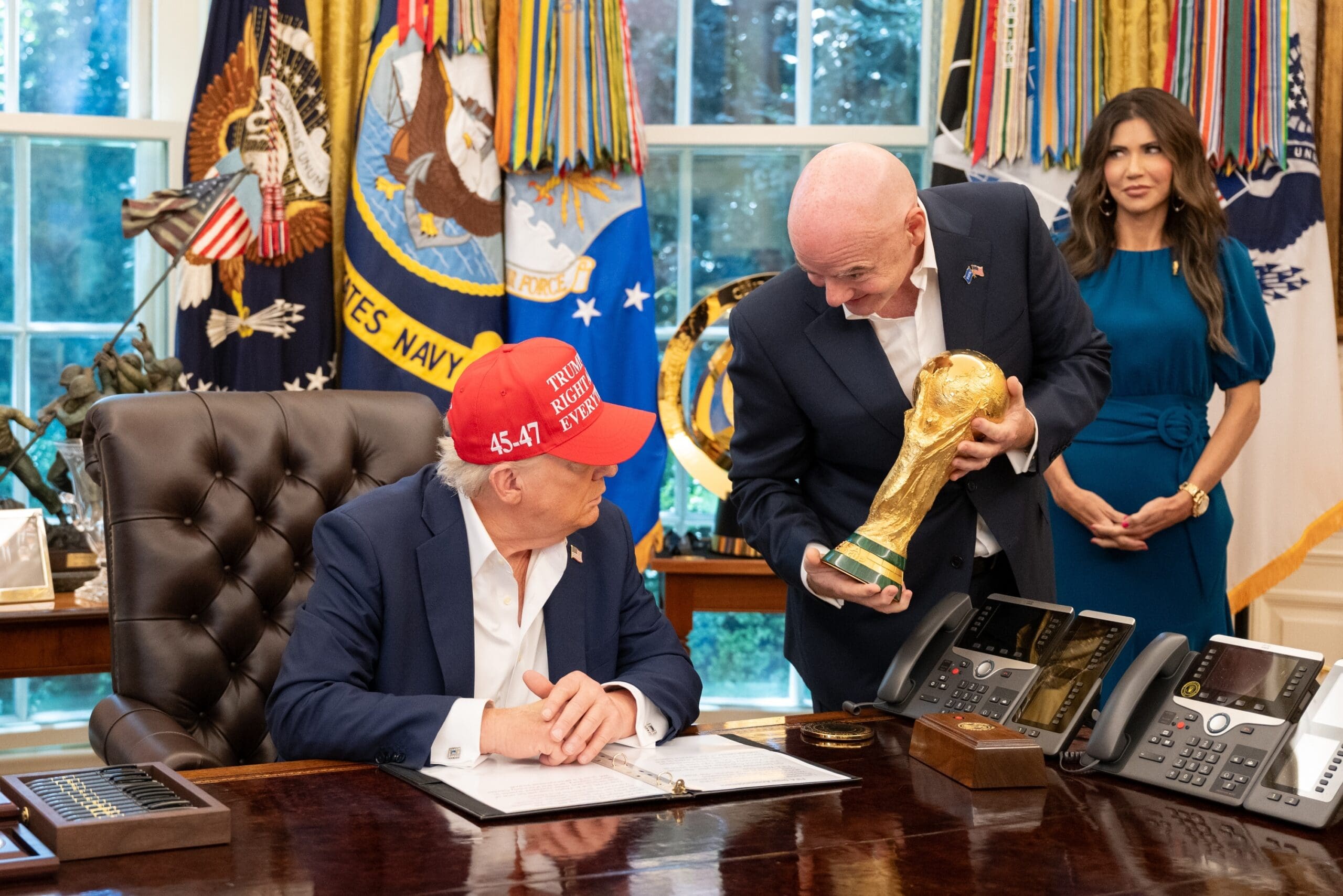 President,Donald,Trump,,Flanked,By,Vice,President,Jd,Vance,And