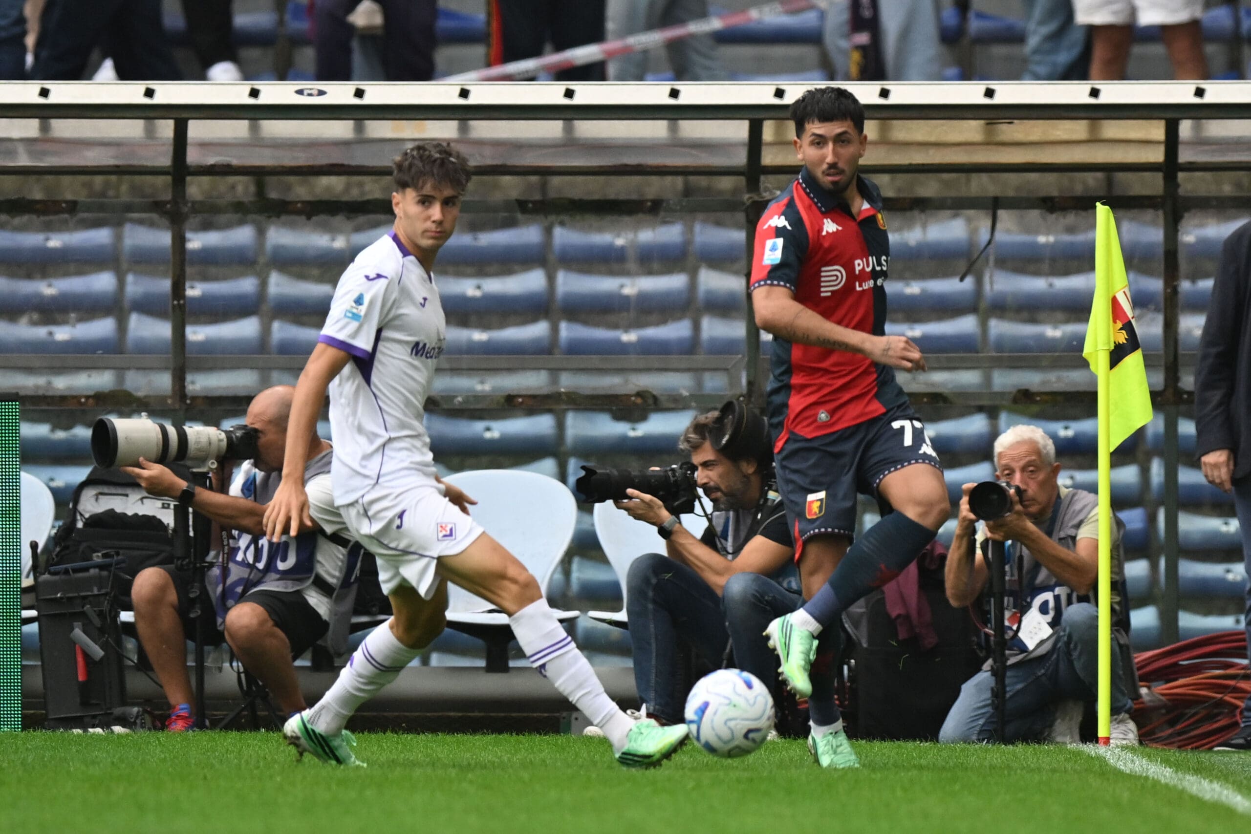 Genoa Fiorentina Ellertsson