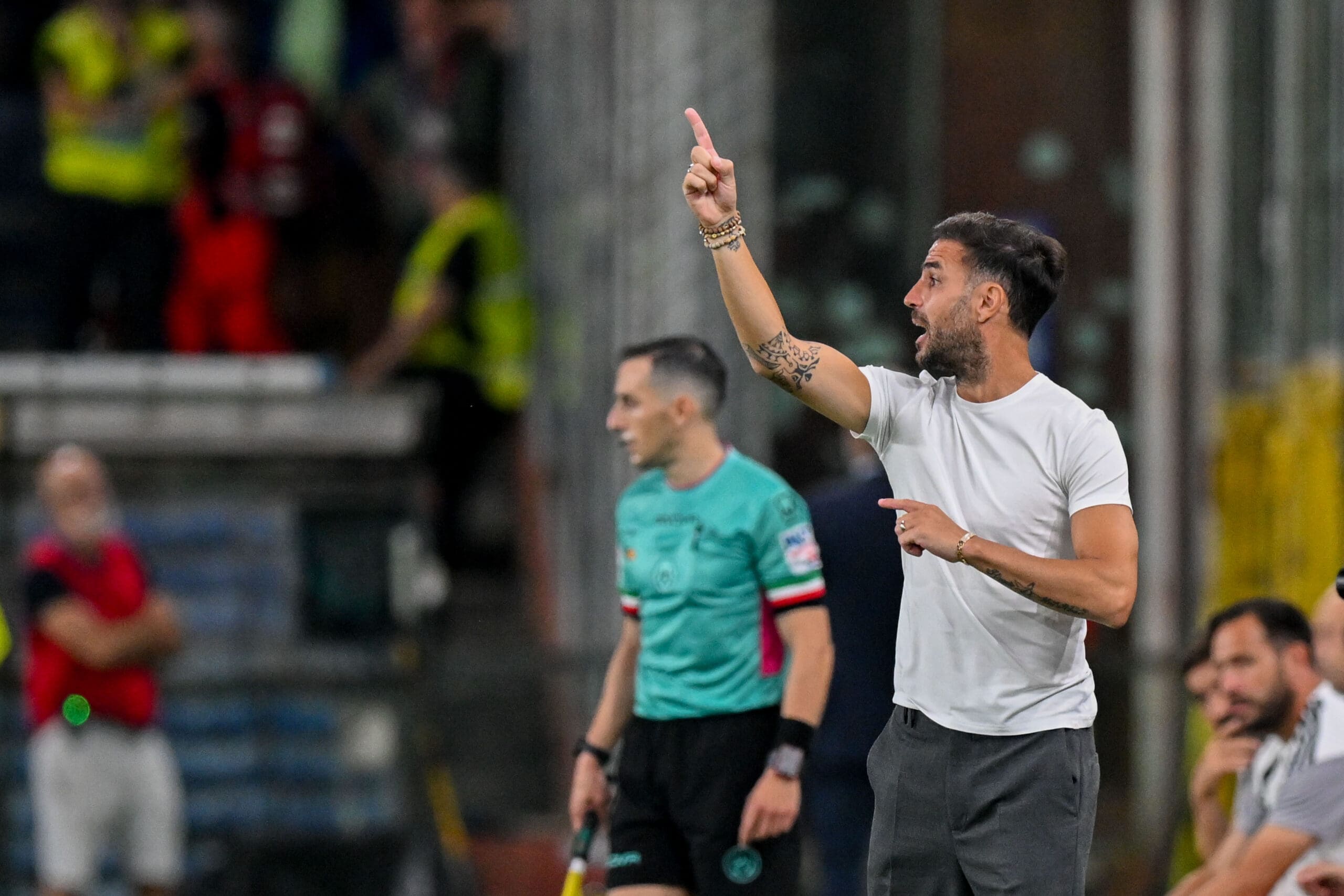 Genoa Como Fabregas
