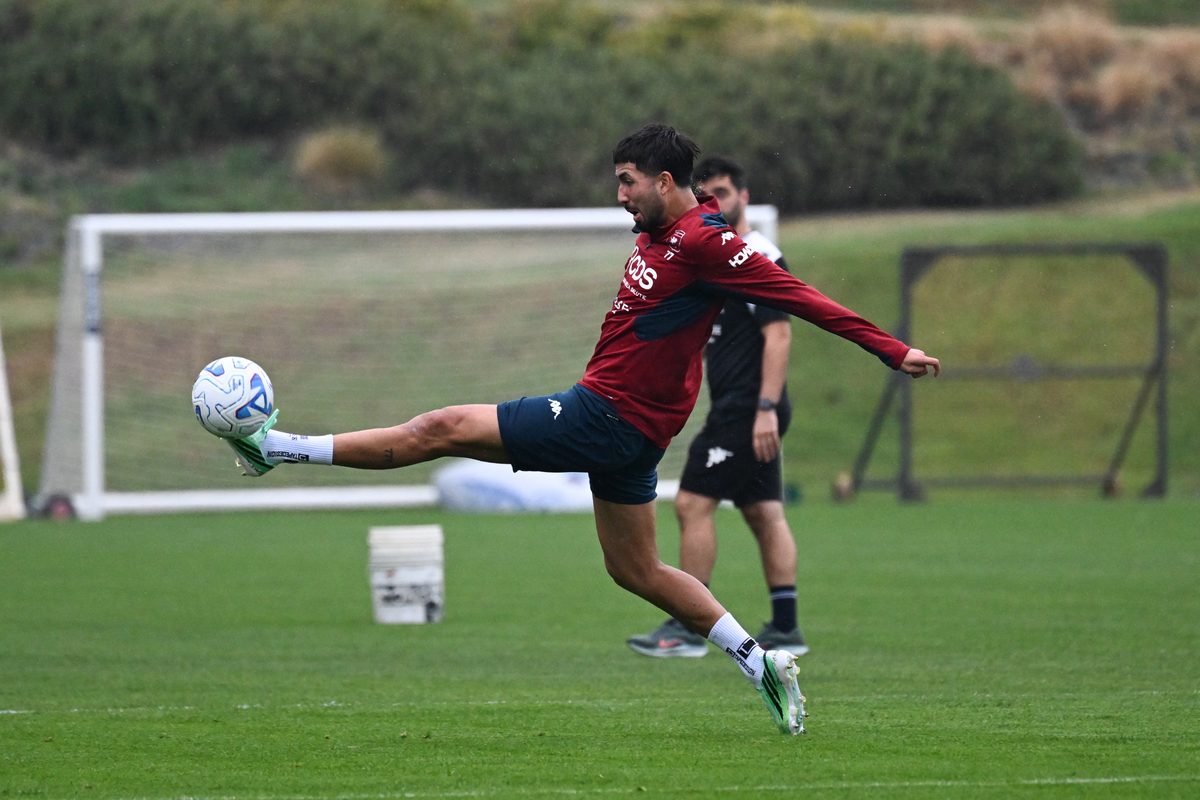 Ellertsson allenamento Genoa